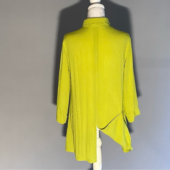 John Mark Chartreuse XS Mandarin Tunic with Black Shark Tooth Buttons Back Slit - Picture 12 of 16
